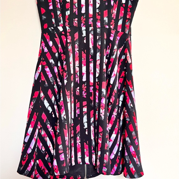 NWOT Forever 21 XS Floral Striped Front Zipper A-line Dress - Picture 9 of 11